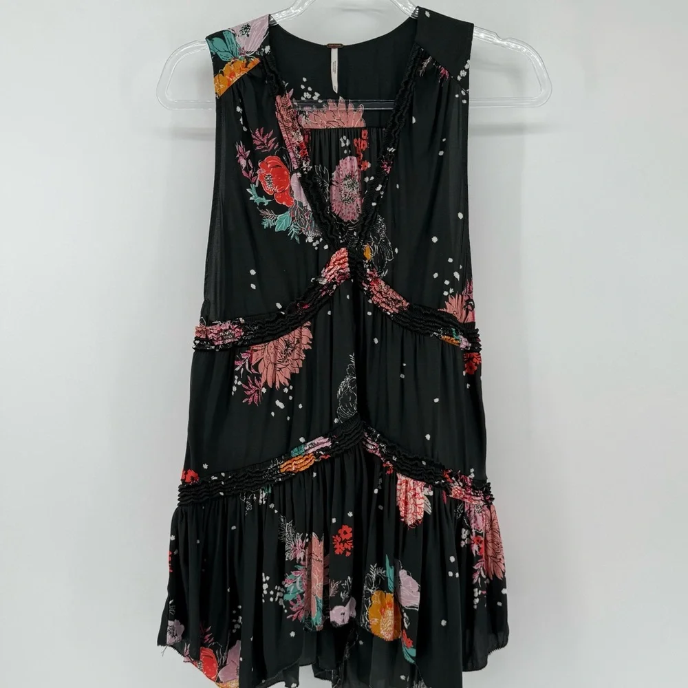 Free People purple haze black tunic XS Floral boho festival‎ casual V neck